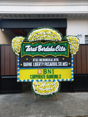 Papan Bunga Duka di Banda Baro