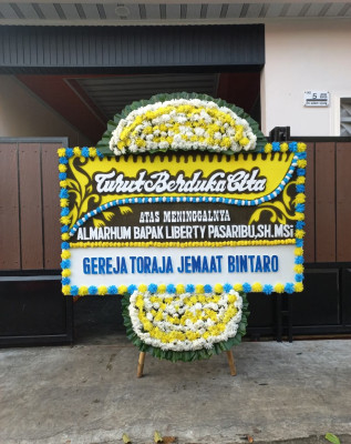 Papan Bunga Duka di Banda Baro