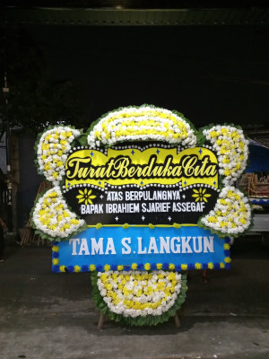 Papan Bunga Duka di Banda Baro